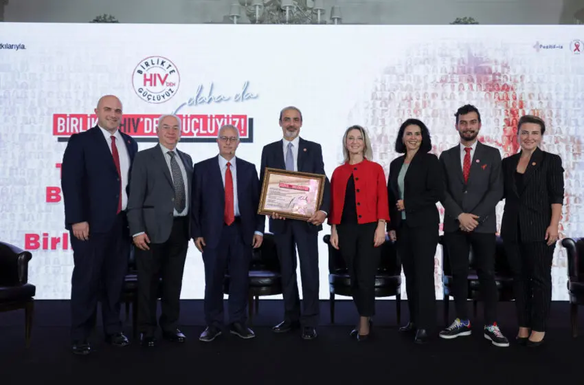  HIV Farkındalığını Artırmak İçin Tek Ses Oldular