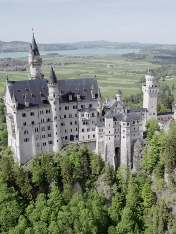  Neuschwanstein Şatosu’nun Sırları