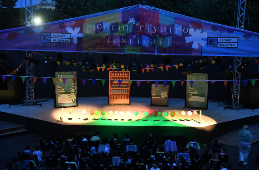  Kadıköy Belediyesi 21. Çocuk Tiyatro Festivali Devam Ediyor