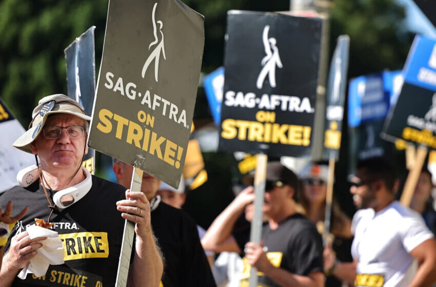  SAG-AFTRA Members Vote to Ratify Strike-Ending Contract