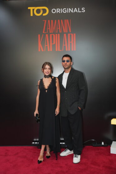 Gamze Erçel, Caner Yıldırım Zamanın Kapıları