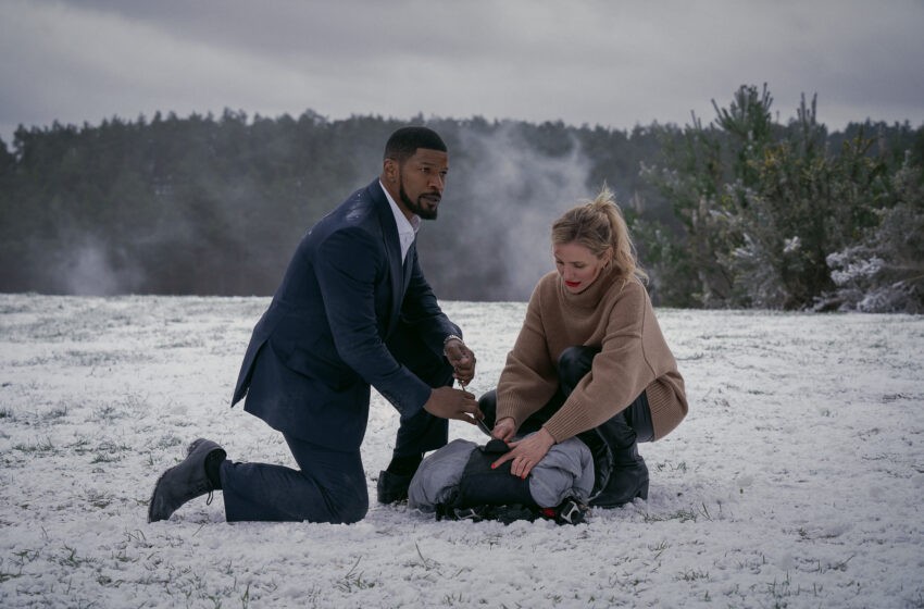  Jamie Foxx ve Cameron Diaz’ı Başrollerinde Buluşturan ‘Back in Action’ Filminden Resmi Fragman Yayınlandı