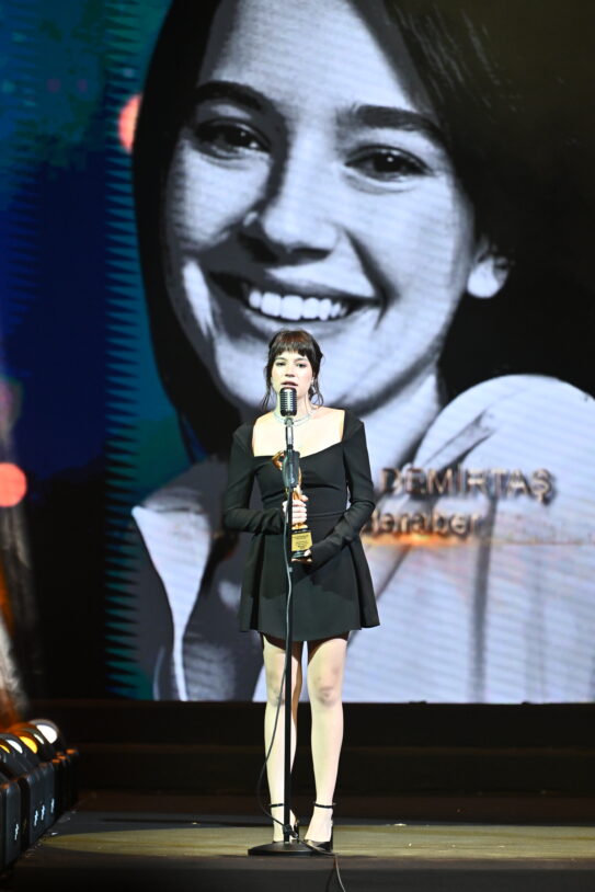 26. sadri alışık oyuncu ödülleri