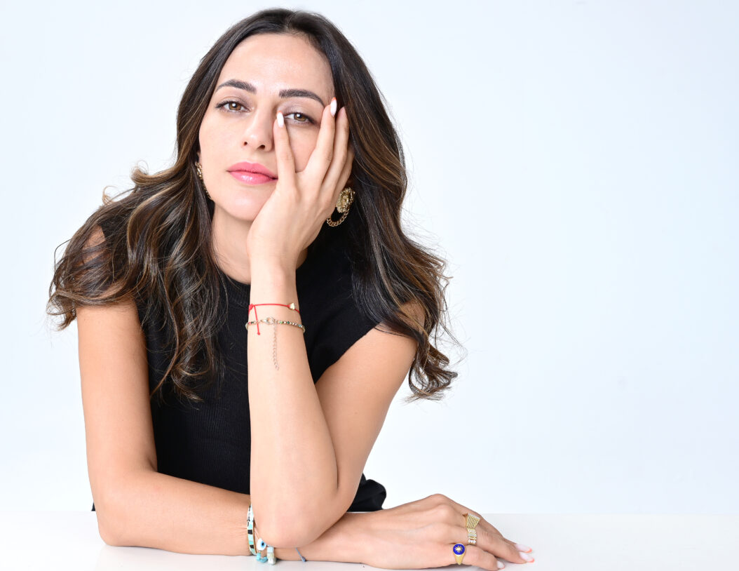 Senarist Pınar Bulut, ‘Bize Bi’Şey Olmaz’ı Anlatıyor