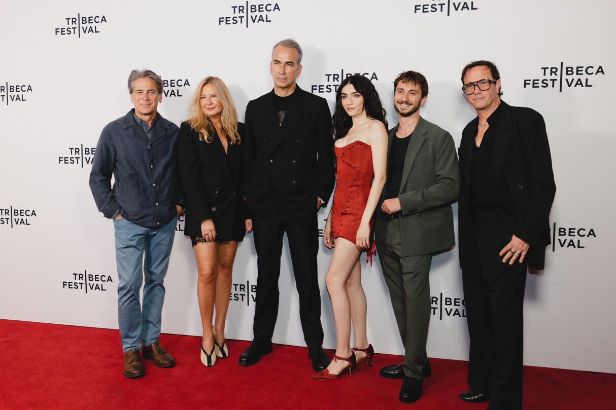 ‘MUTTER: Bir Annenin Hatıra Defteri’ Tribeca Film 