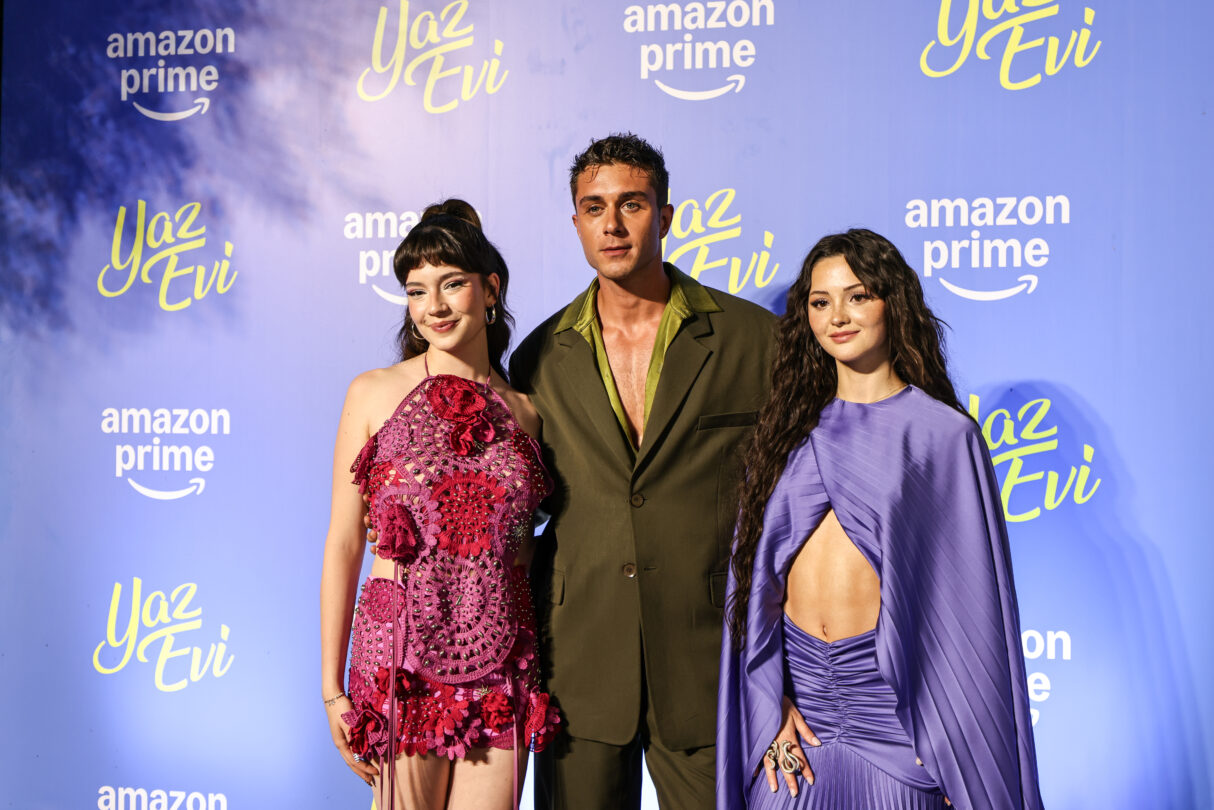 Prime Video’nun Yeni Orijinal Filmi ‘Yaz Evi’ İçin Görkemli 