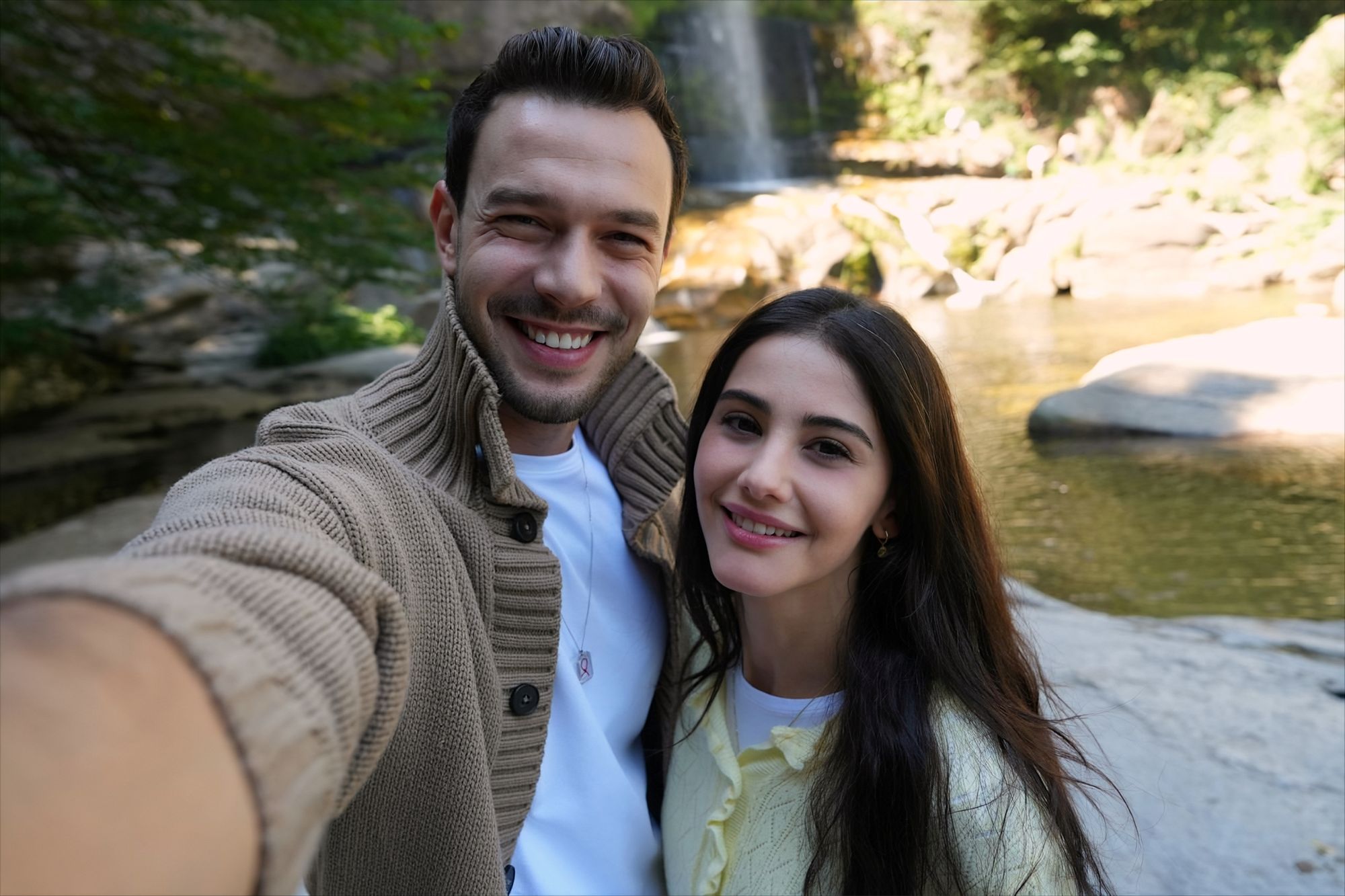 sevdiğim sensin