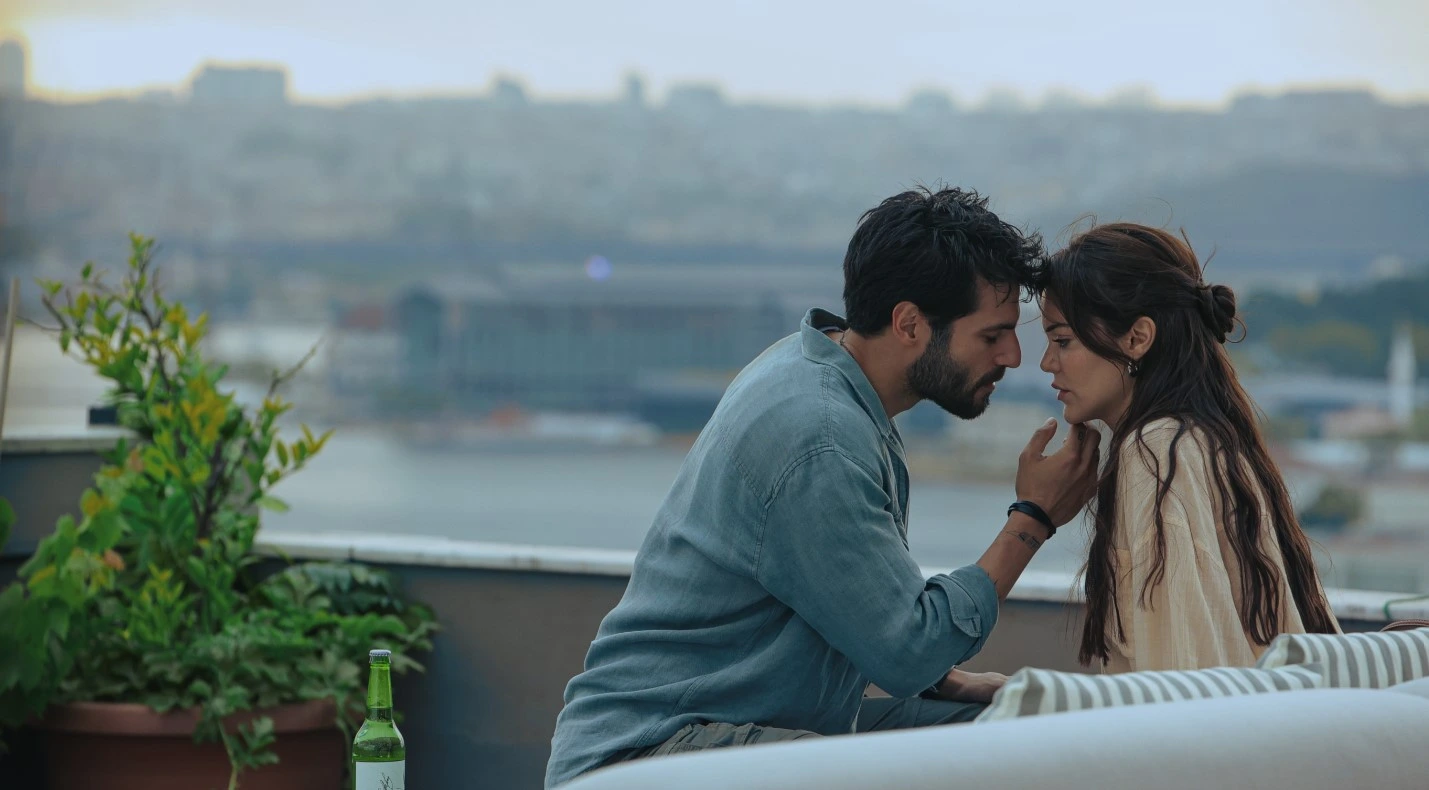 Hilal Altınbilek ve Serkan Çayoğlu’lu 'Öngörü’den İlk Fragman