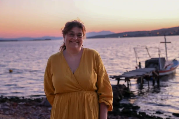 Ayvalık Film Festivali Direktörü Azize Tan ile Özel Röportaj