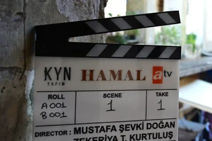 'Hamal': Oktay Kaynarca ve Fahriye Evcen'li Dizi Sete Çıktı