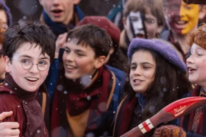 Harry Potter Dizisinde Dobby, Ginny Weasley ve Tom Riddle Belli Oldu