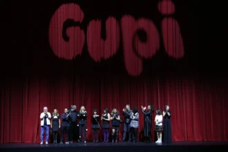 'Gupi ve Gülmeyen Kral'ın Galası Gerçekleşti